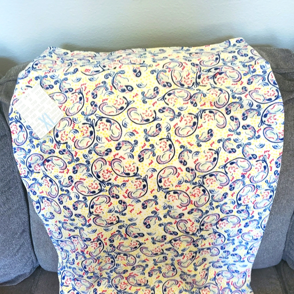 XL LuLaRoe Cassie Pencil Skirt Brand new with tags